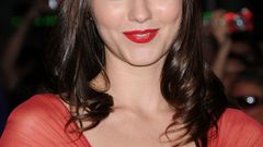 Woman mary elizabeth winstead