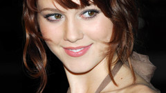 Woman mary elizabeth winstead