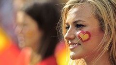 Woman match Italy between Spain championship fans blondes euro 