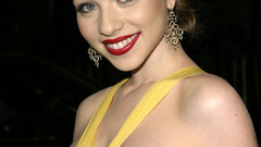 Woman michelle trachtenberg