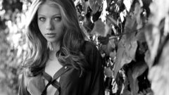 Woman michelle trachtenberg