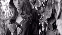 Woman michelle trachtenberg