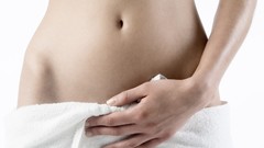 Woman midriff towels navel