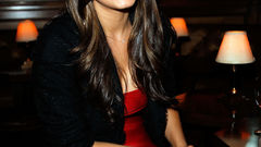 Woman mila kunis Actress