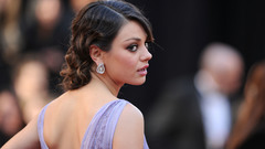 Woman mila kunis Actress