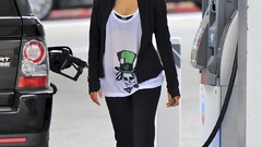 Woman mila kunis Actress