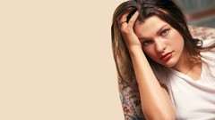 Woman Milla Jovovich Actress