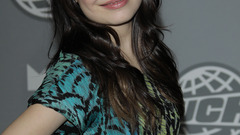 Woman miranda cosgrove