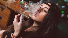 Woman models Aleksandr Mavrin