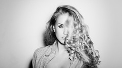 Woman models Aleksandr Mavrin