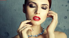 Woman models Aleksandr Mavrin