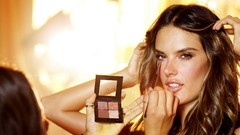 Woman models alessandra ambrosio