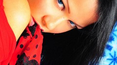 Woman models Alley Baggett