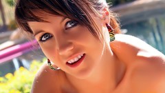 Woman models Andi Pink