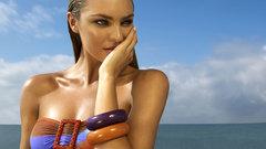 Woman models candice swanepoel