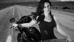 Woman models deserts girls with bikes Maggie Siff
