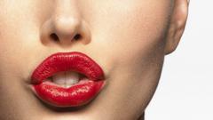 Woman models Jessica Biel