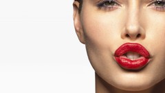 Woman models Jessica Biel