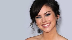 Woman models Jessica Stroup