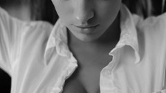 Woman models Jordan Carver