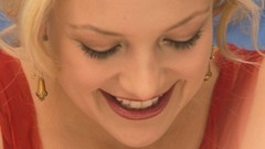 Woman models kate hudson