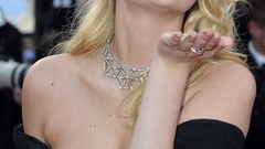 Woman models kate upton