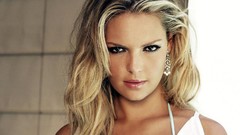 Woman models Katherine Heigl