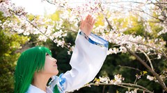 Woman models kochiya sanae touhou cosplay Lenfried