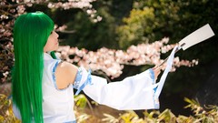 Woman models kochiya sanae touhou cosplay Lenfried