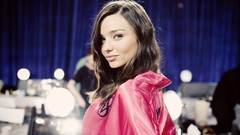 Woman models miranda kerr