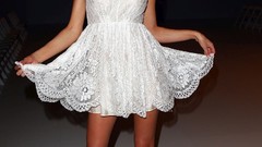 Woman models miranda kerr