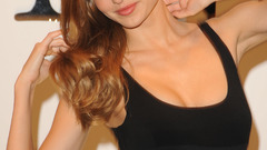 Woman models miranda kerr