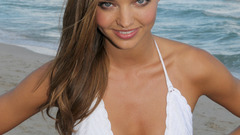 Woman models miranda kerr