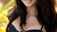 Woman models Natasha Belle