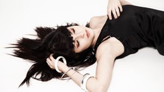 Woman models Neon Lynxie