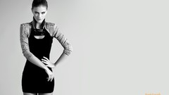 Woman models nina agdal