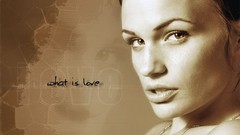 Woman models nina roberts