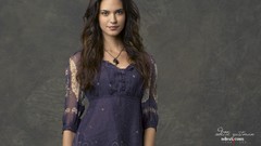 Woman models odette annable