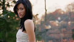 Woman models Olivia Wilde