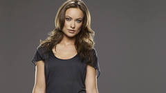 Woman models Olivia Wilde