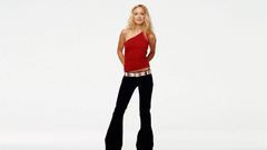 Woman models Olivia Wilde