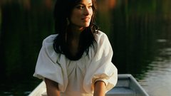 Woman models Olivia Wilde