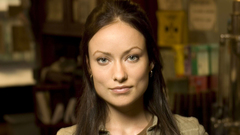 Woman models Olivia Wilde