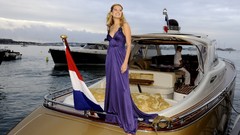 Woman models petra nemcova