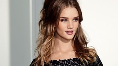 Woman models rosie huntington-whiteley Victorias Secret