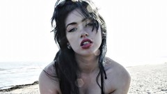 Woman models Skye Sweetnam