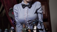 Woman models toys (children)