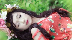 Woman models vietnamese