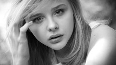 Woman monochrome Actress chloe moretz
