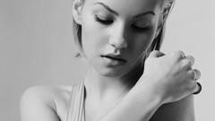 Woman monochrome Elisa Cuthbert